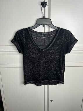 ☀️ Cotton On Black Heathered V-Neck Short Sleeve Tee